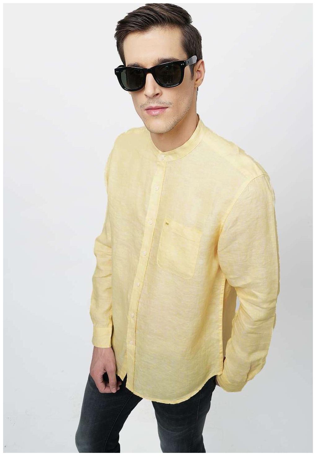 

BASICS Men Yellow Solid Regular Fit Casual Shirt