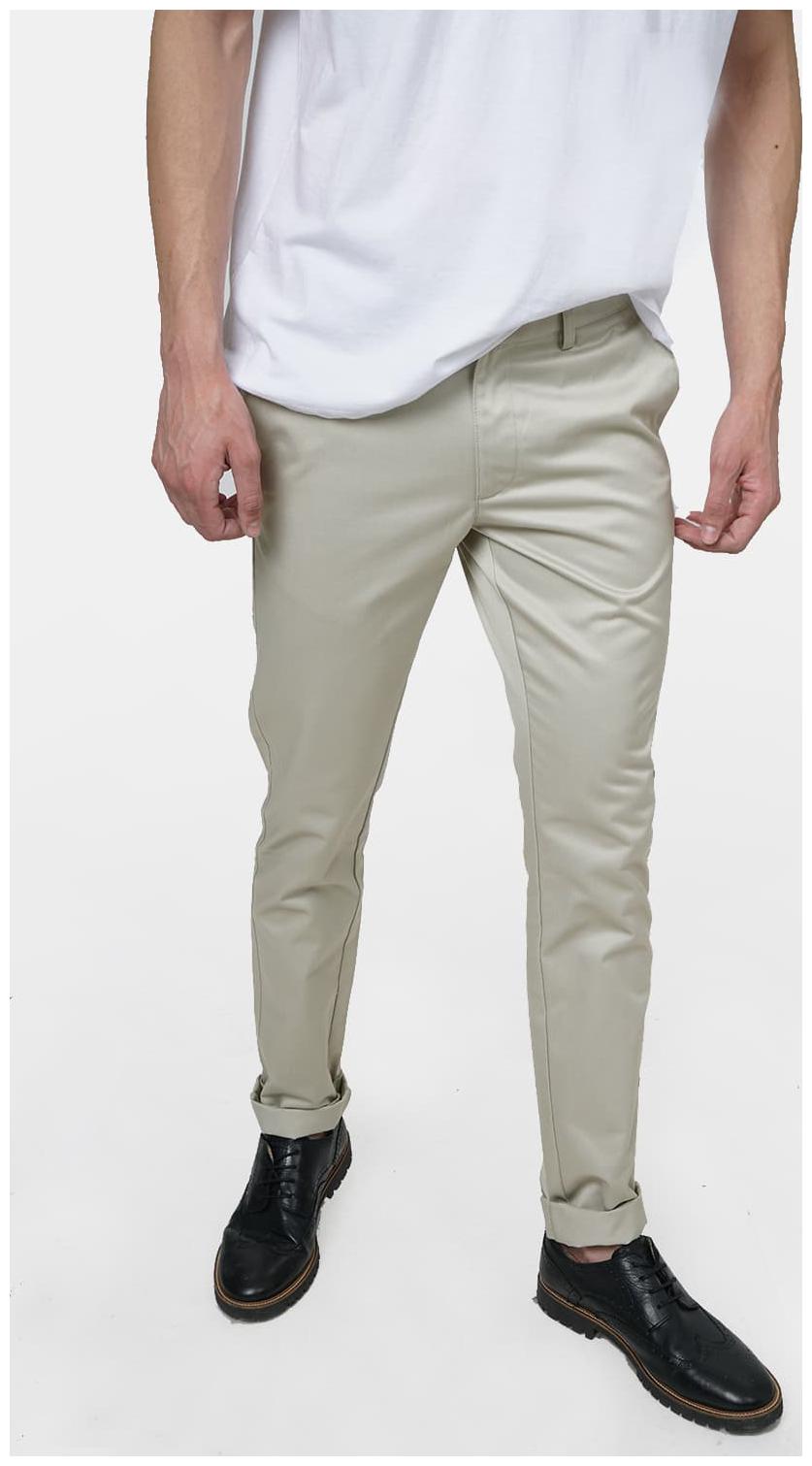 

BASICS Men Grey Solid Tapered fit Chinos