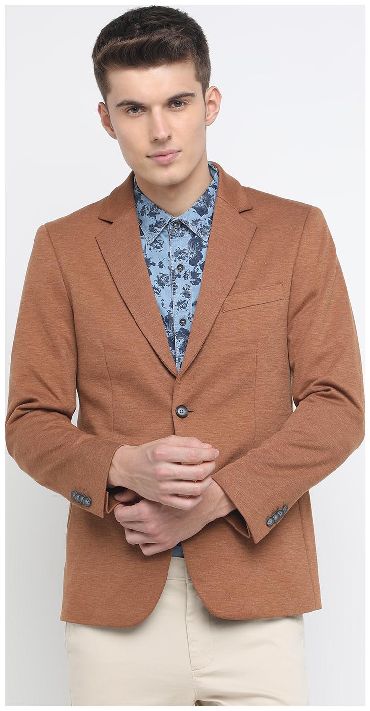

BASICS Men Brown Solid Regular fit Single Breasted Blazer