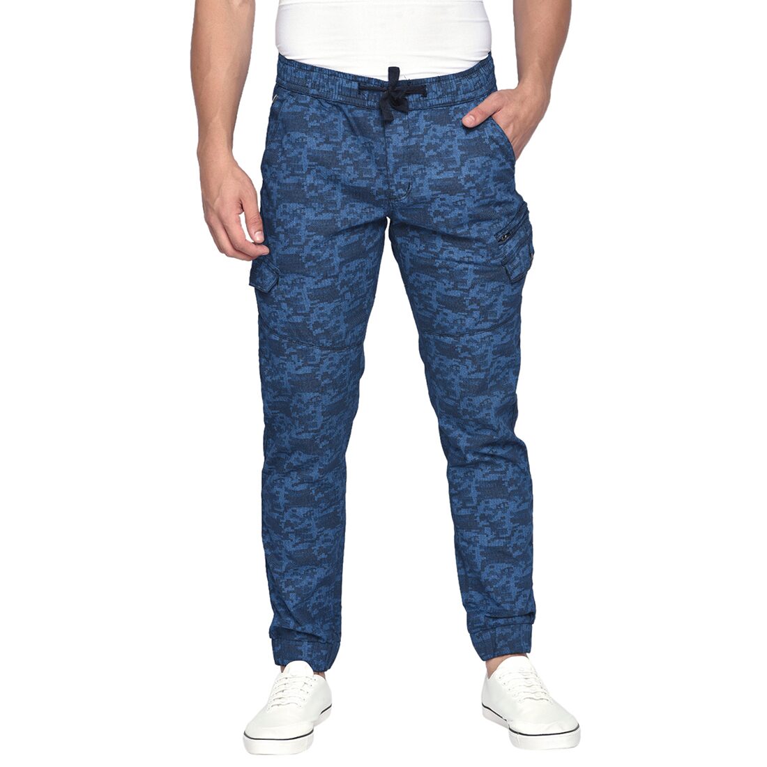 

Beevee Men Navy blue Printed Regular fit Cargos