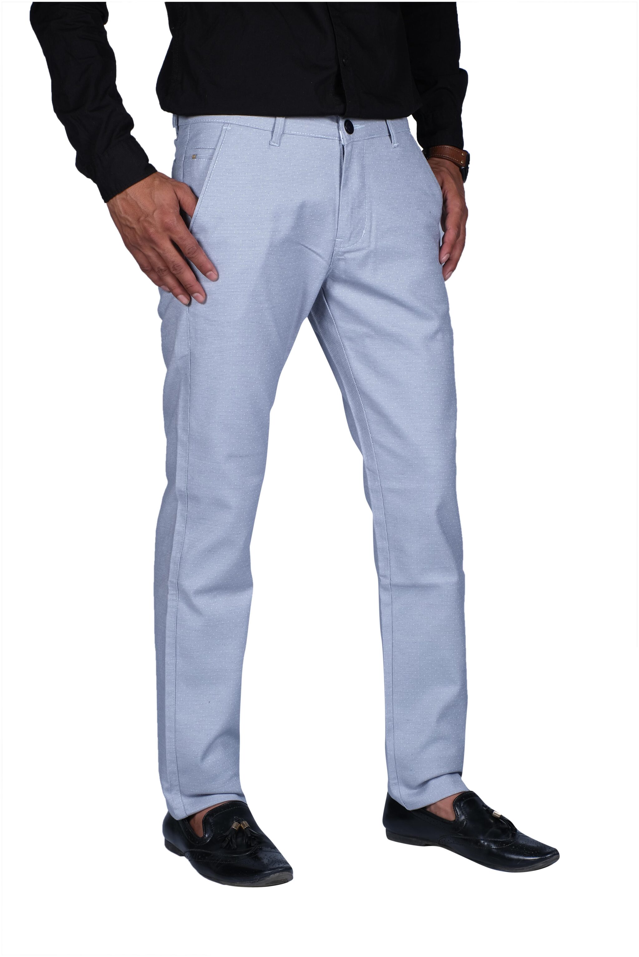 

BHAU Group Men Blue Textured Slim fit Wrinkle free Regular trousers