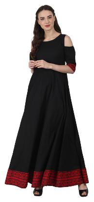 

Nayo Women Black Solid Anarkali Kurta
