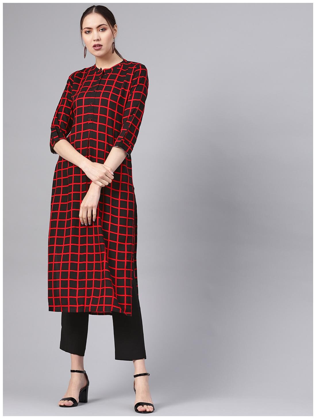 

GERUA Women Black Checkered Straight Kurta