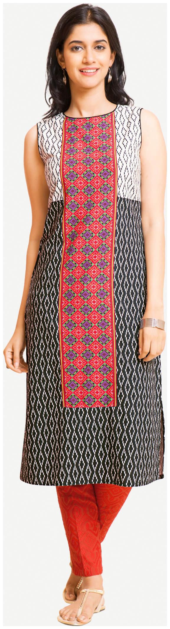 

NAARI Women Black Embroidered Straight Kurti