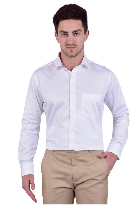 

Bleu Velvet Men Regular fit Formal Shirt - White