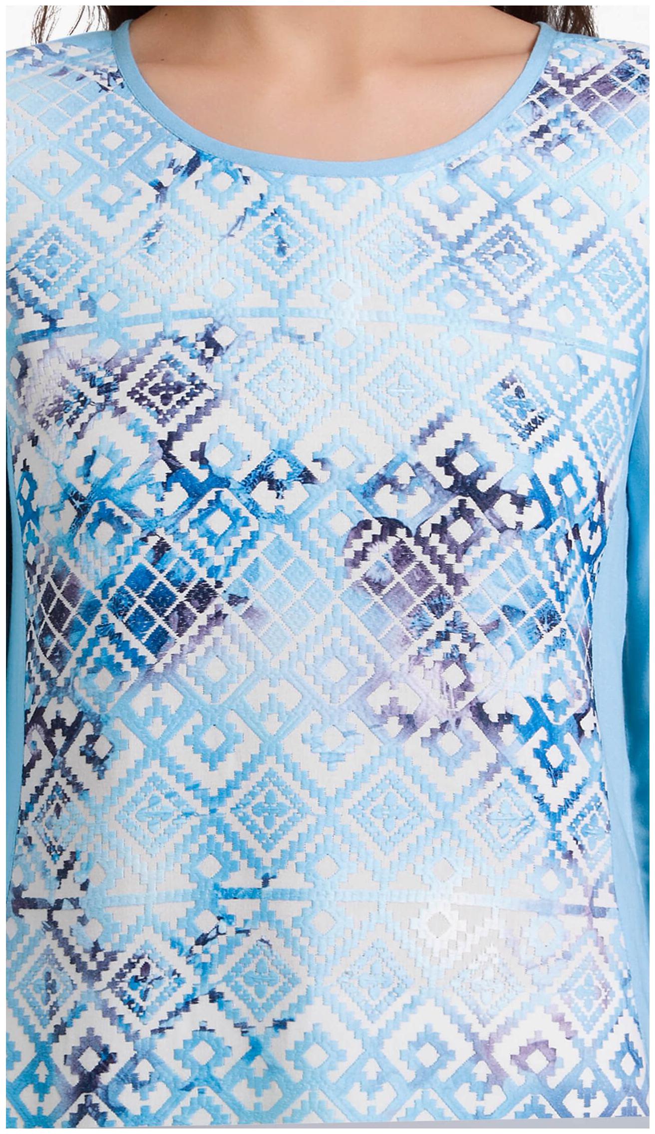 

NAARI Women Blue Embroidered Straight Kurti
