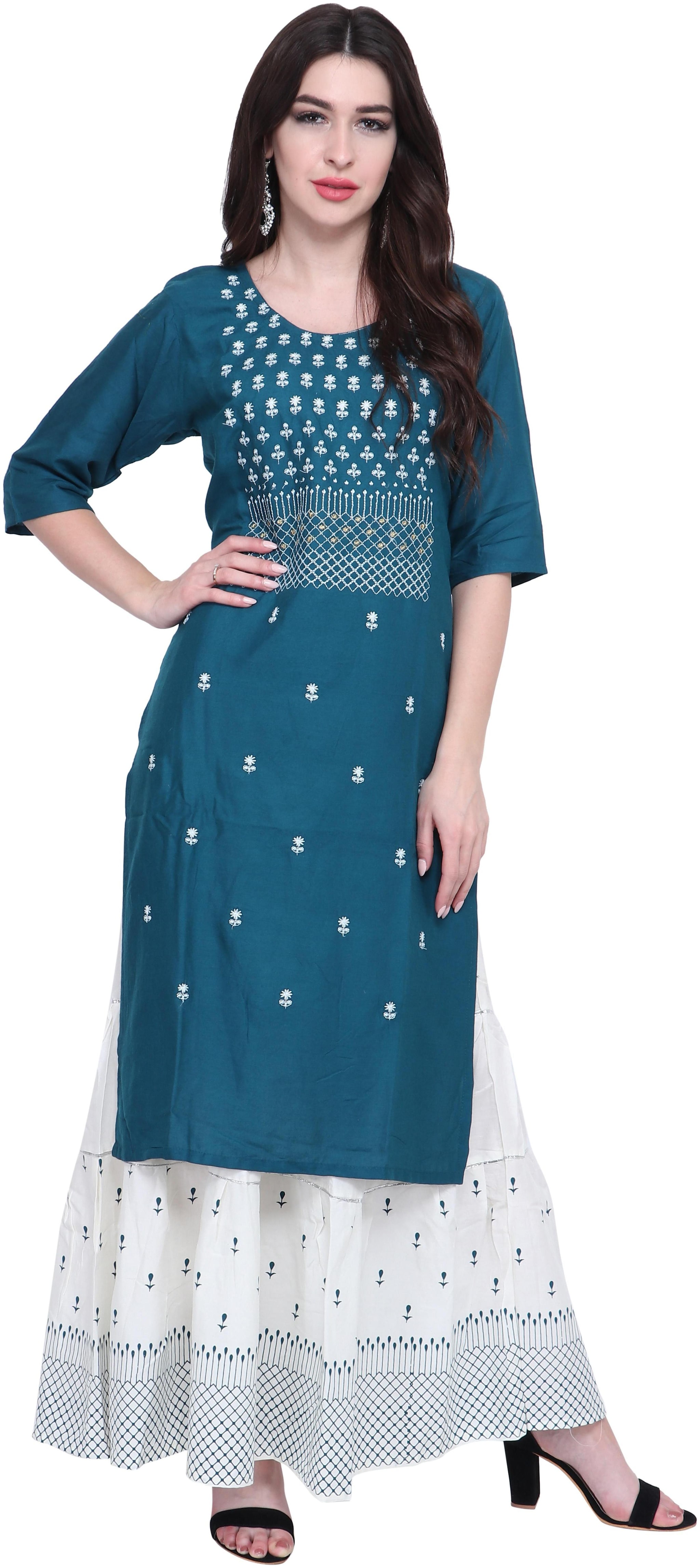 

BLUSHH COLLECTION Women Cotton Embroidered Green Kurti With Skirt