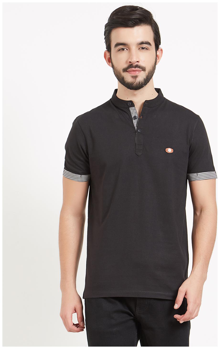 

BONATY Men Black Regular fit Cotton Henley neck T-Shirt - Pack Of 1