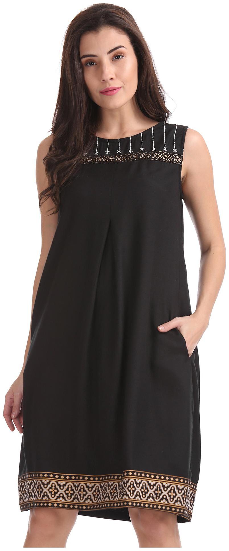 

Bronz Black Printed Flared dress