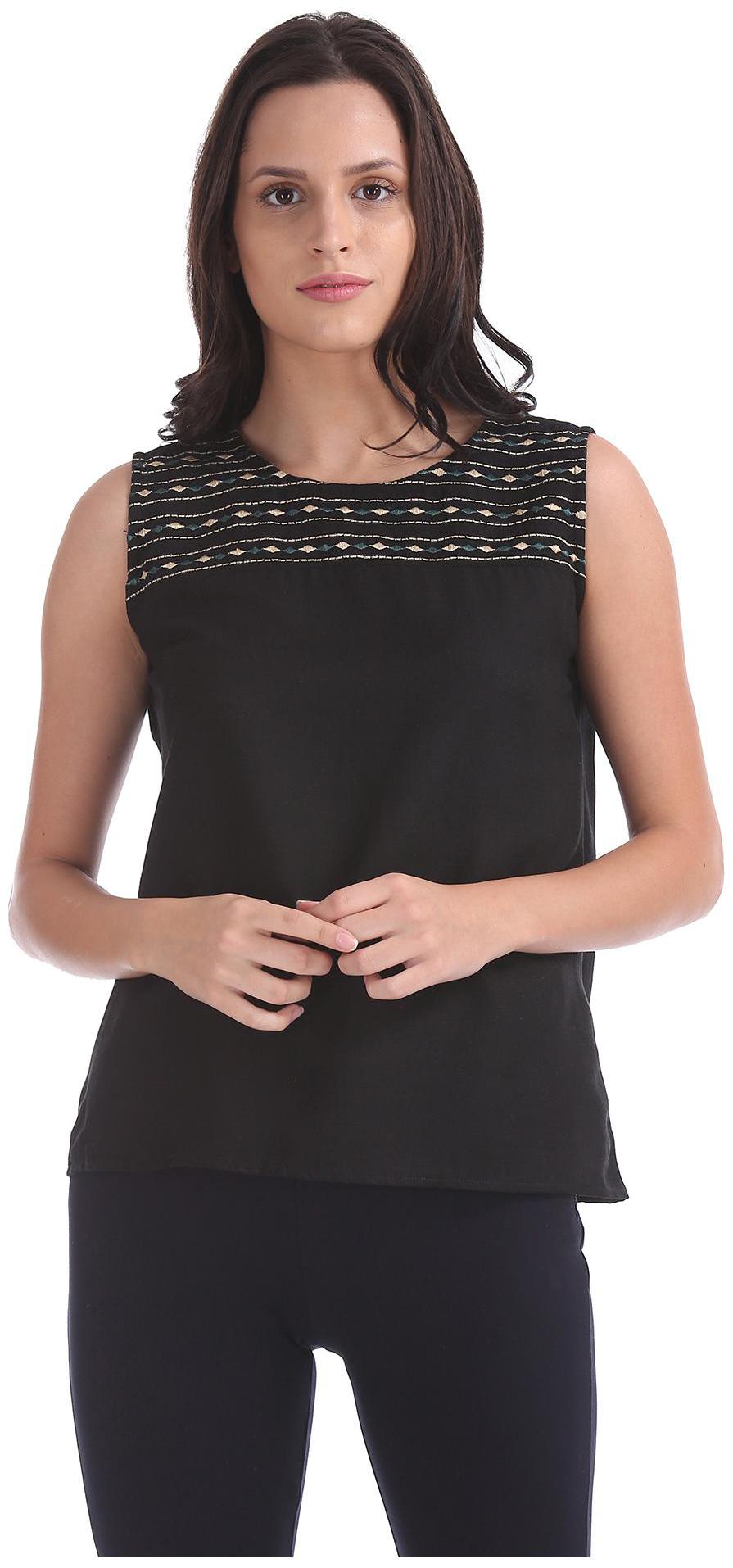 

Bronz Women Embroidered Regular top - Black