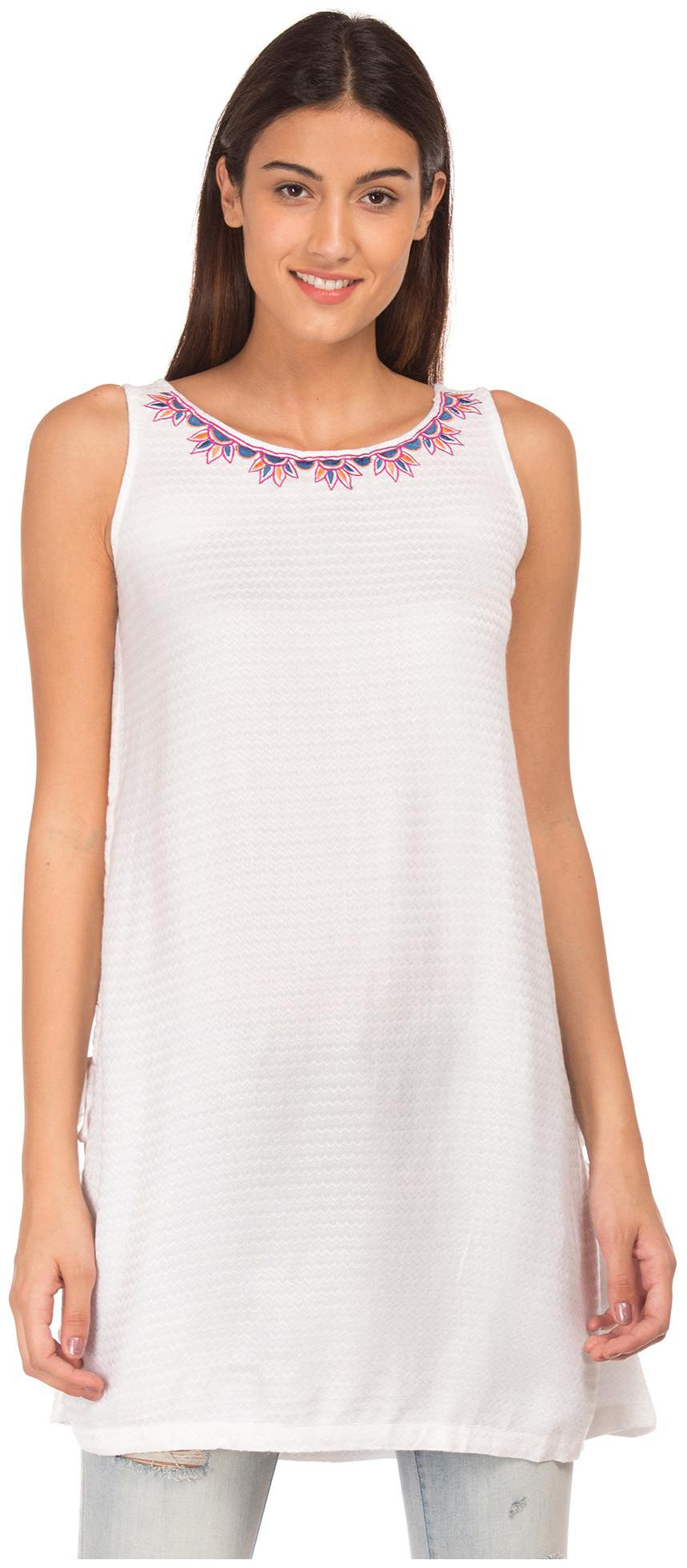 

Bronz Women Embroidered Regular tunic - White