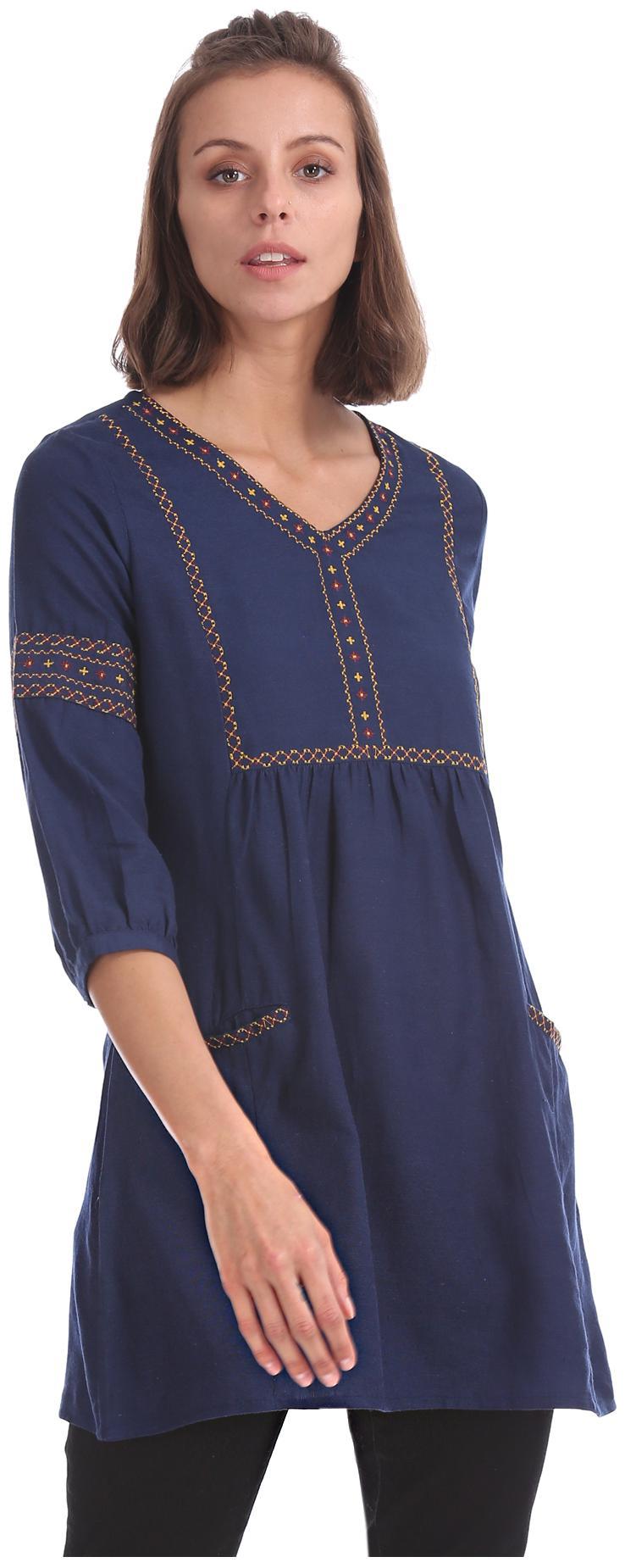 

Bronz Women Embroidered Regular tunic - Blue