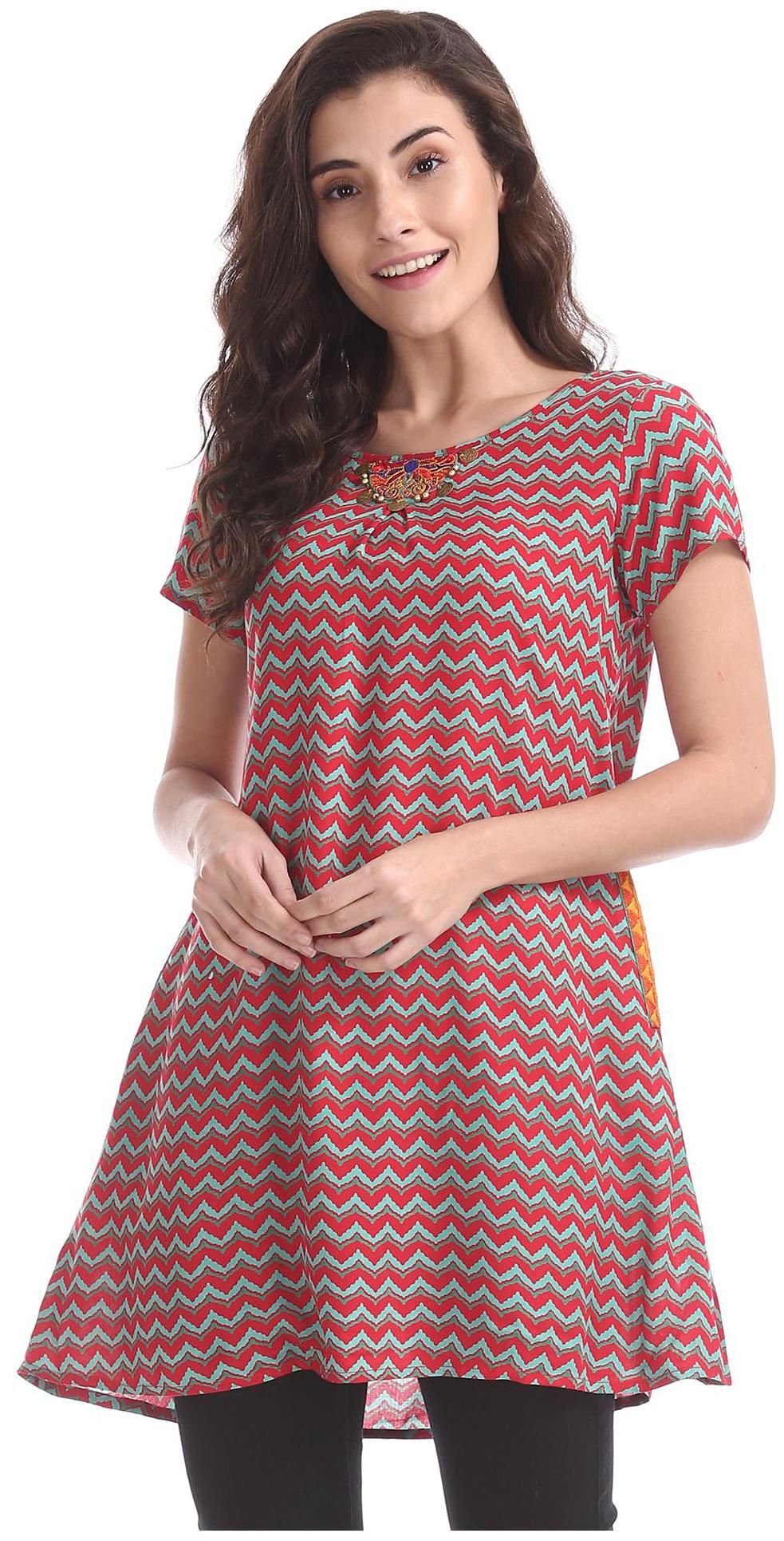 

Bronz Women Printed Regular tunic - Red