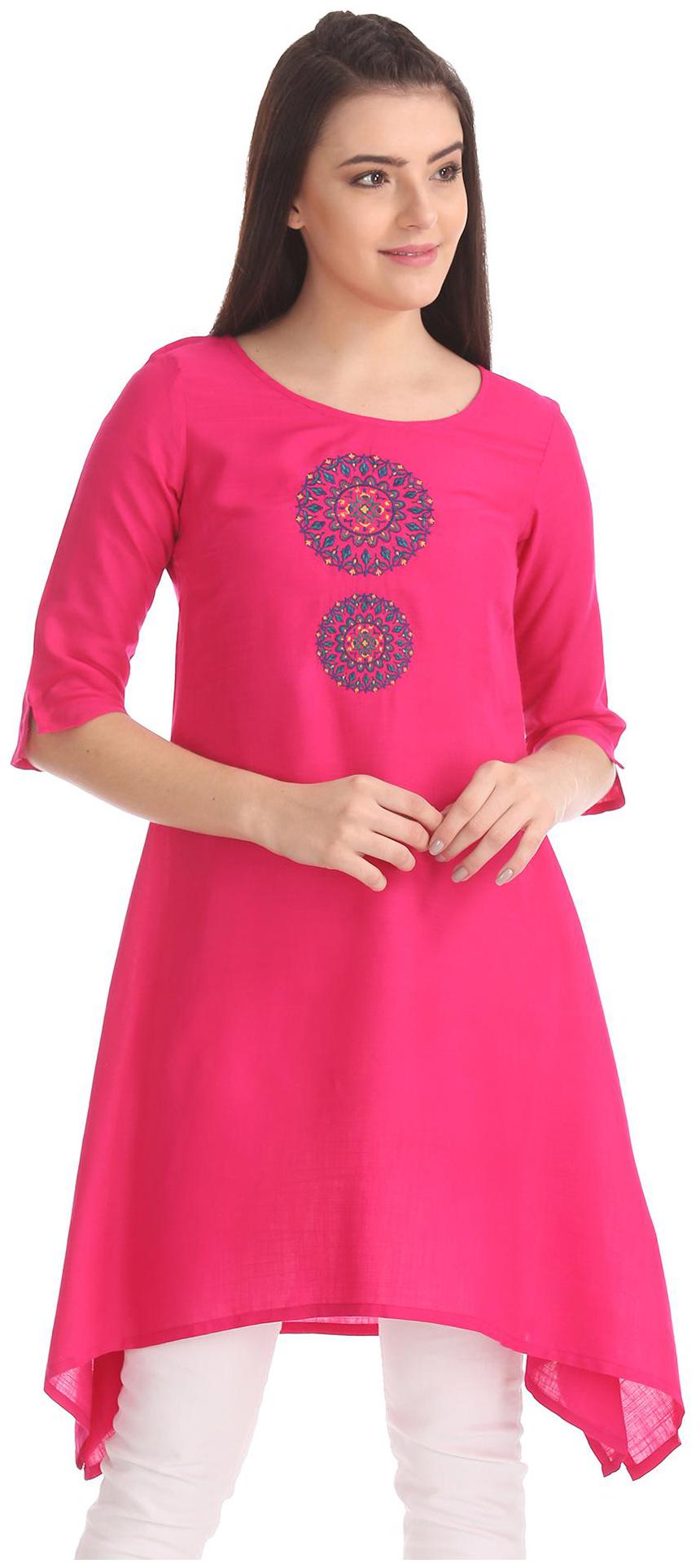 

Bronz Women Embroidered Regular tunic - Pink