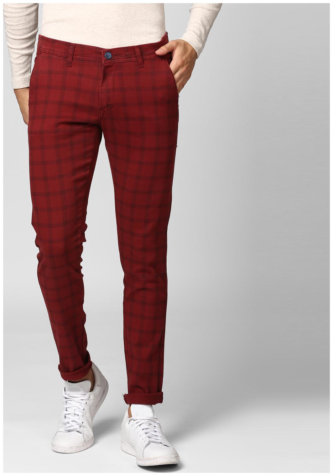 

BUKKL Men Maroon Checked Slim fit Chinos