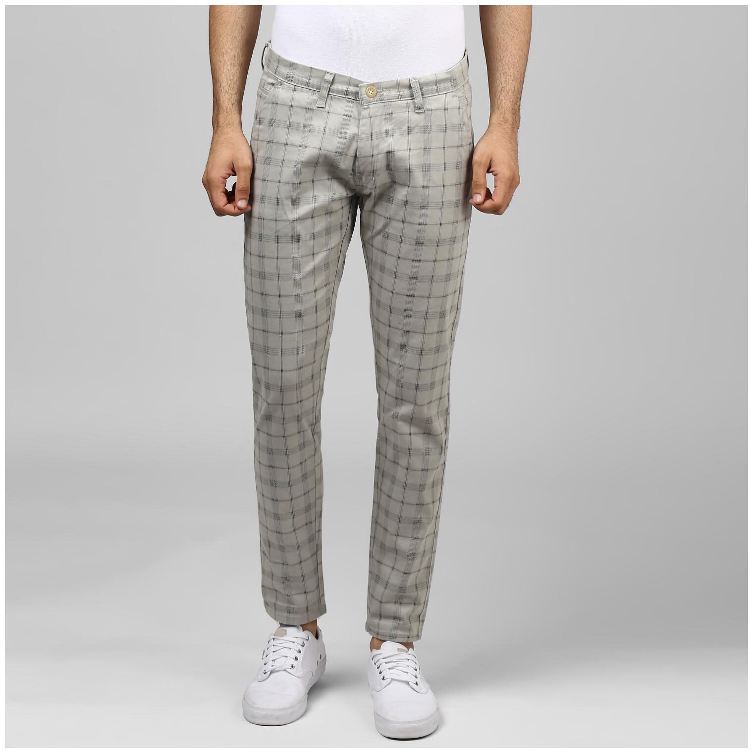 

BUKKL Men Grey Checked Slim fit Chinos