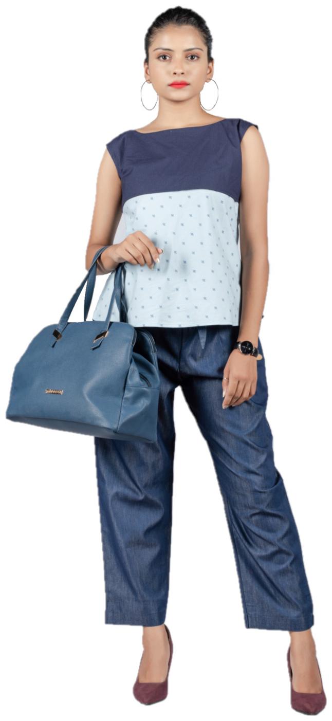 

Bureture Women Colourblocked Regular top - Blue