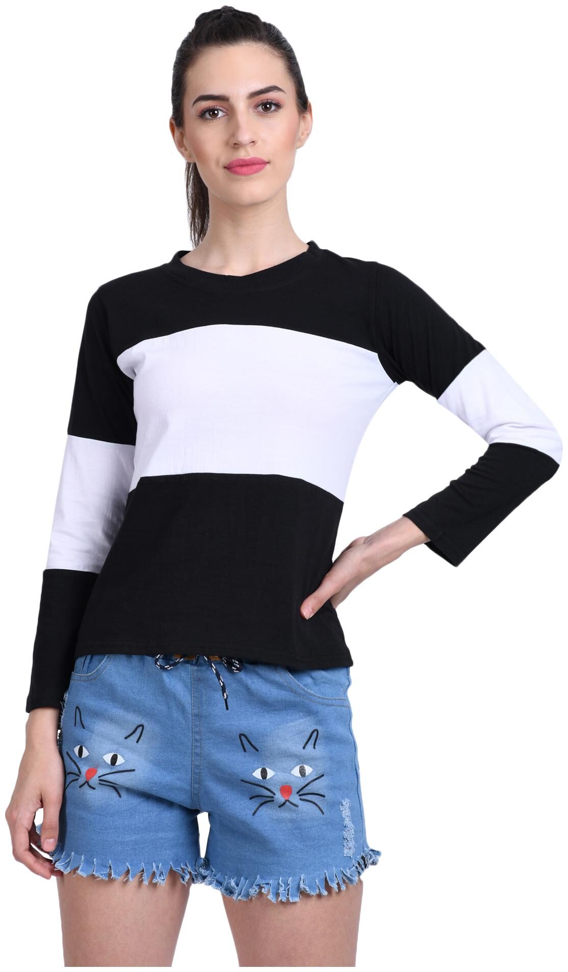 

BuyNewTrend Black White Cotton Color Block T-Shirt For Women