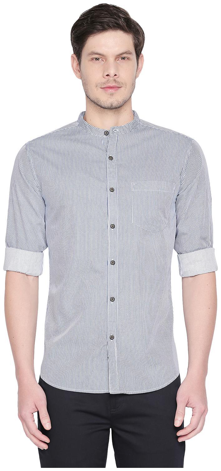 

Byford by Pantaloons Men Blue Vertical Stripes Slim Fit Casual Shirt