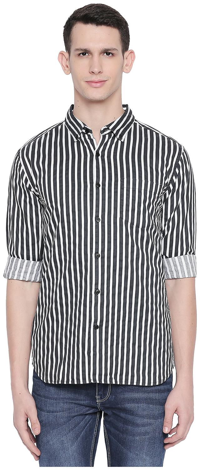 

Byford By Pantaloons Men Black Vertical Stripes Slim Fit Casual Shirt