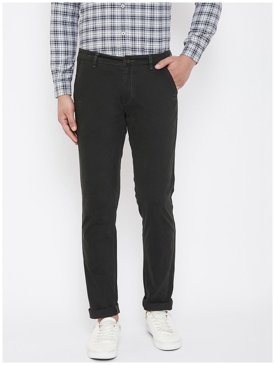 

CANARY LONDON Men Olive Solid Slim fit Chinos