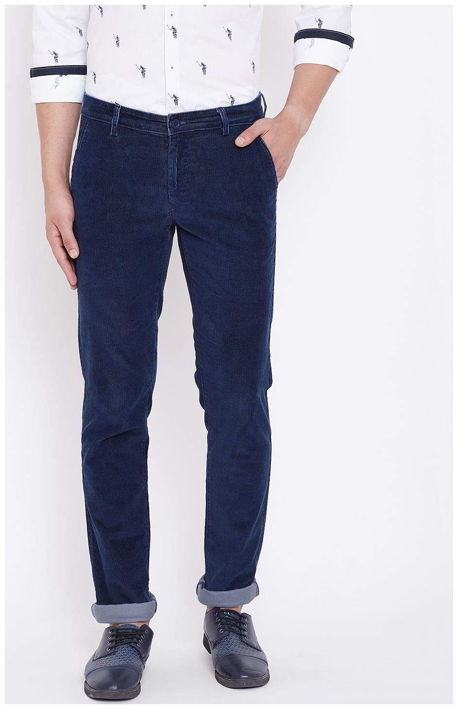 

CANARY LONDON Men Blue Solid Slim fit Chinos