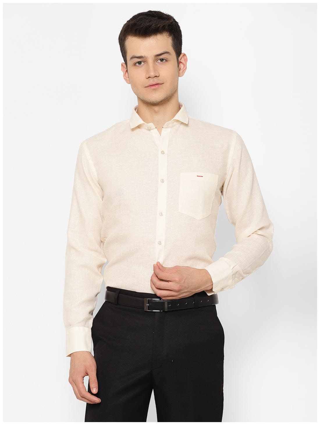 

canary wings Men Cream Solid Regular Fit Casual Shirt
