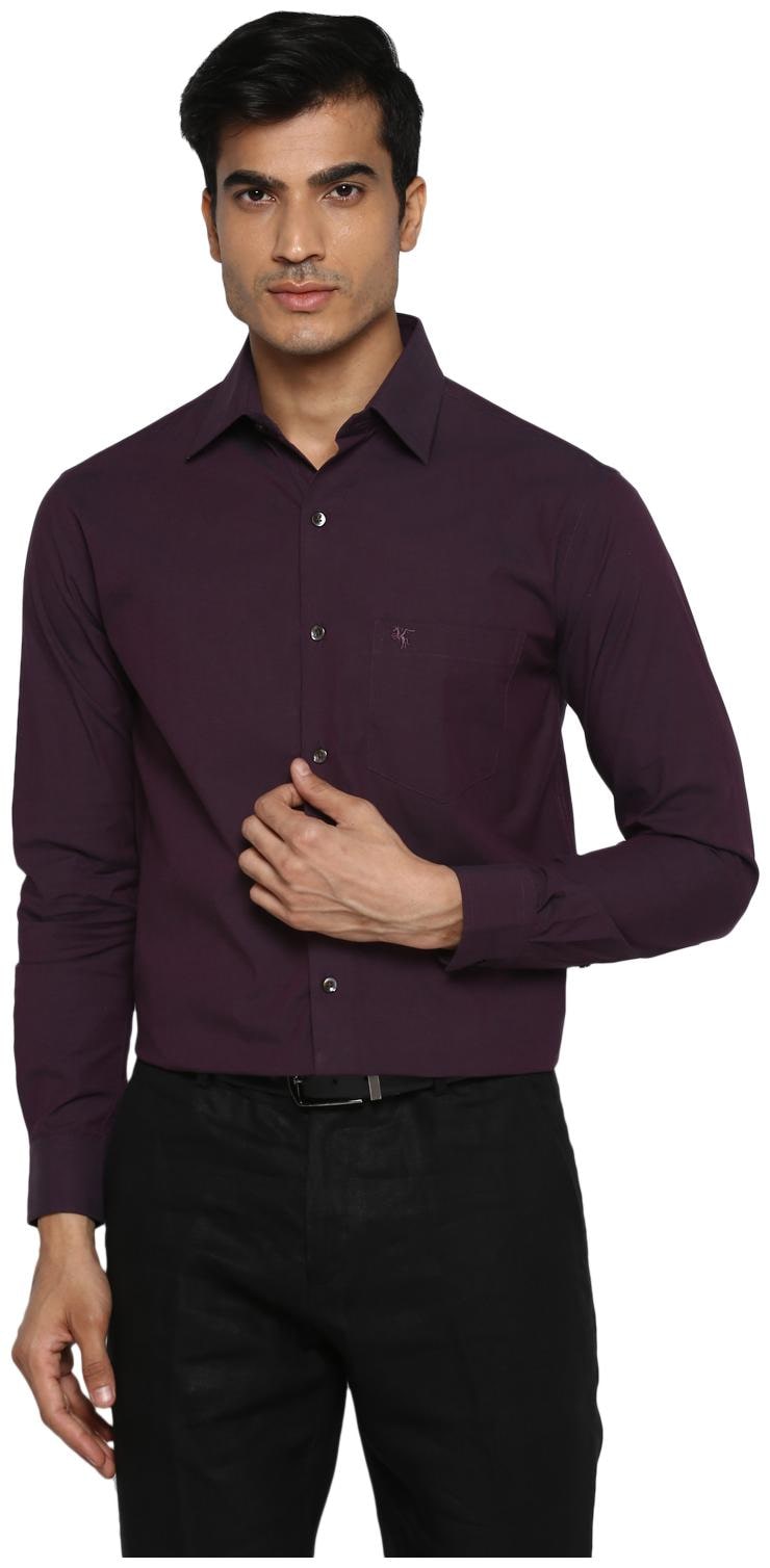 

Cantabil Men Regular fit Formal Shirt - Purple