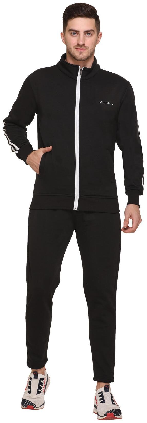 

Caracas Men Black Solid Regular Fit Track Suit