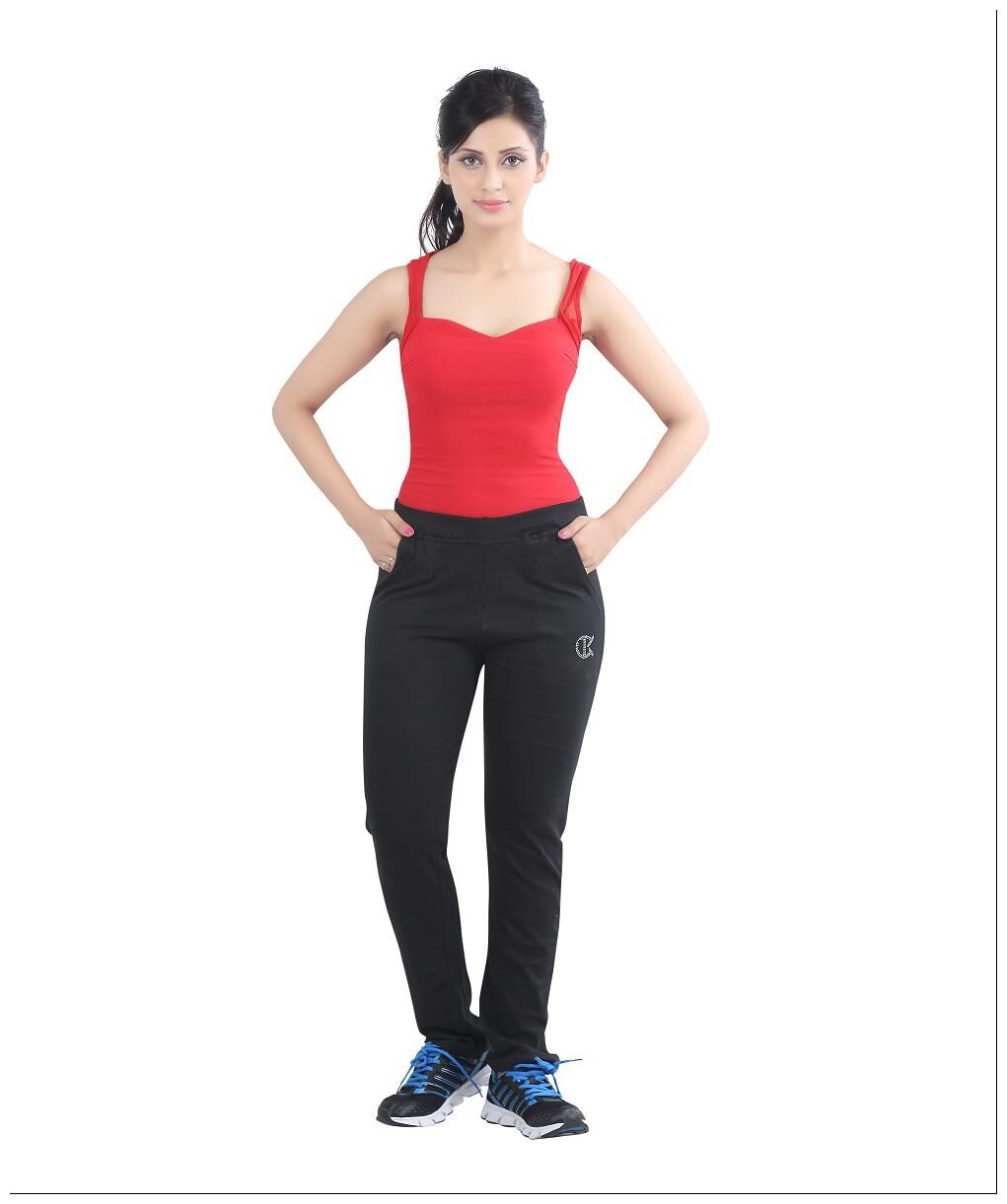 

Bfly Women Regular fit Cotton Solid Track pants - Black