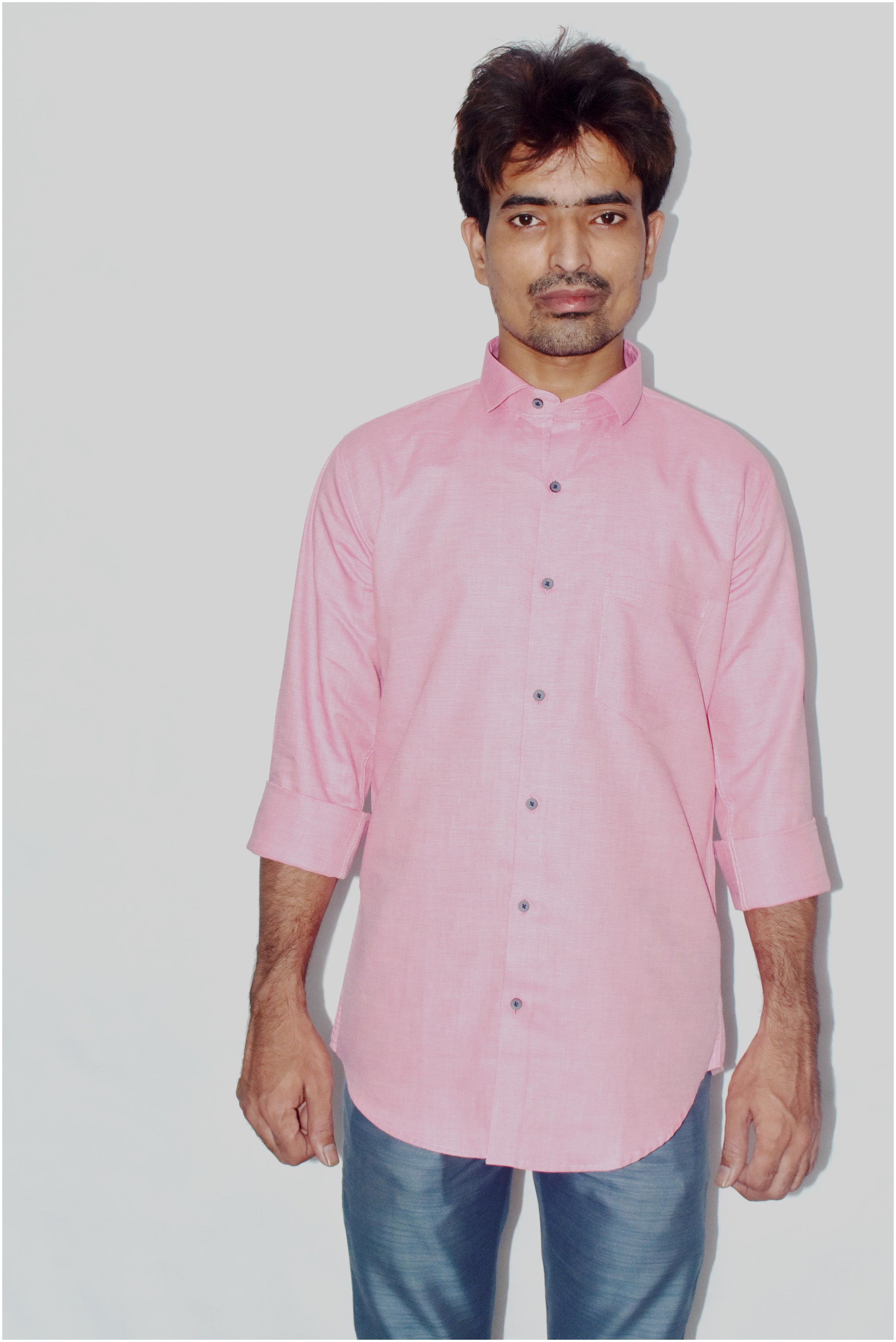 

PETER JOHN Men Pink Solid Slim Fit Casual Shirt