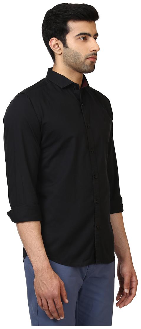 

Raymond Men Black Solid Slim Fit Casual Shirt