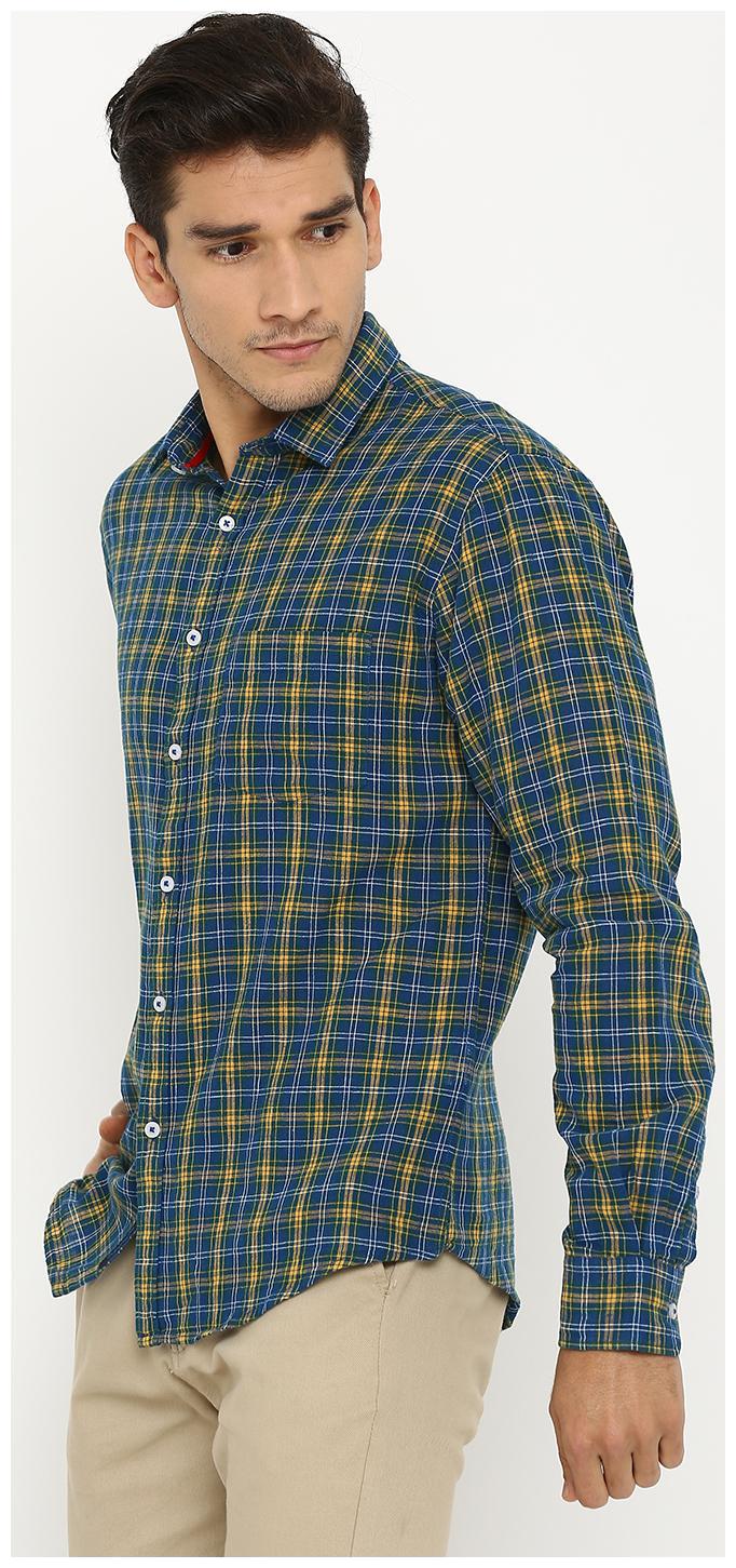 

Linen Club Men Blue Checked Regular Fit Casual Shirt