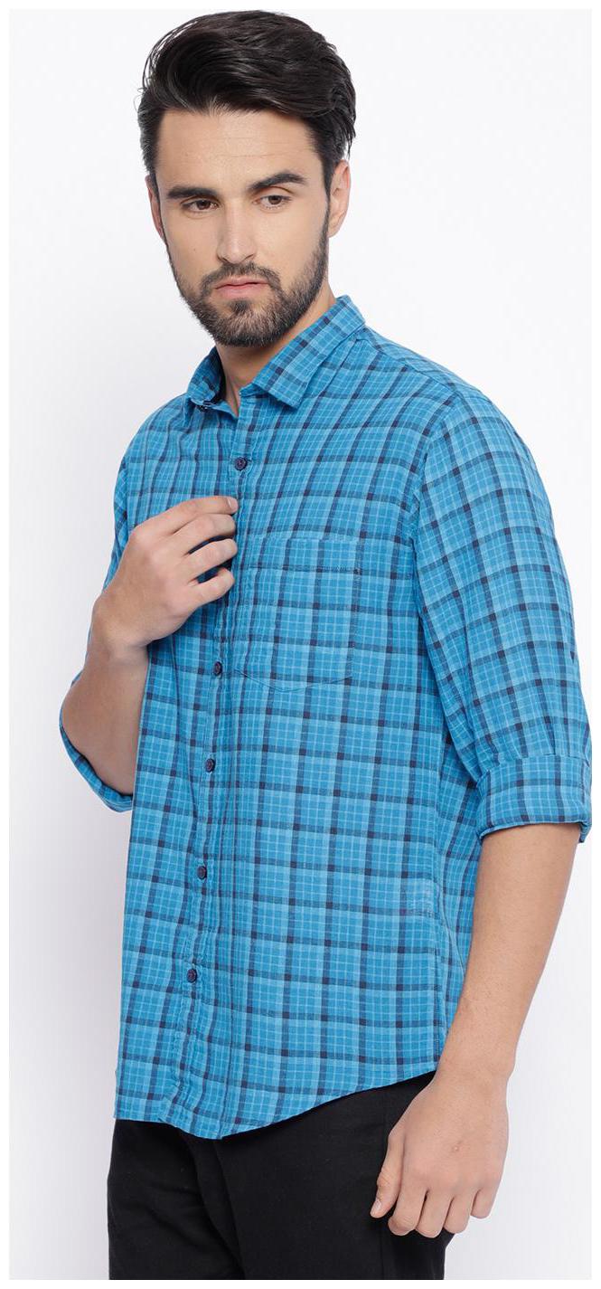 

Linen Club Men Blue Checked Regular Fit Casual Shirt
