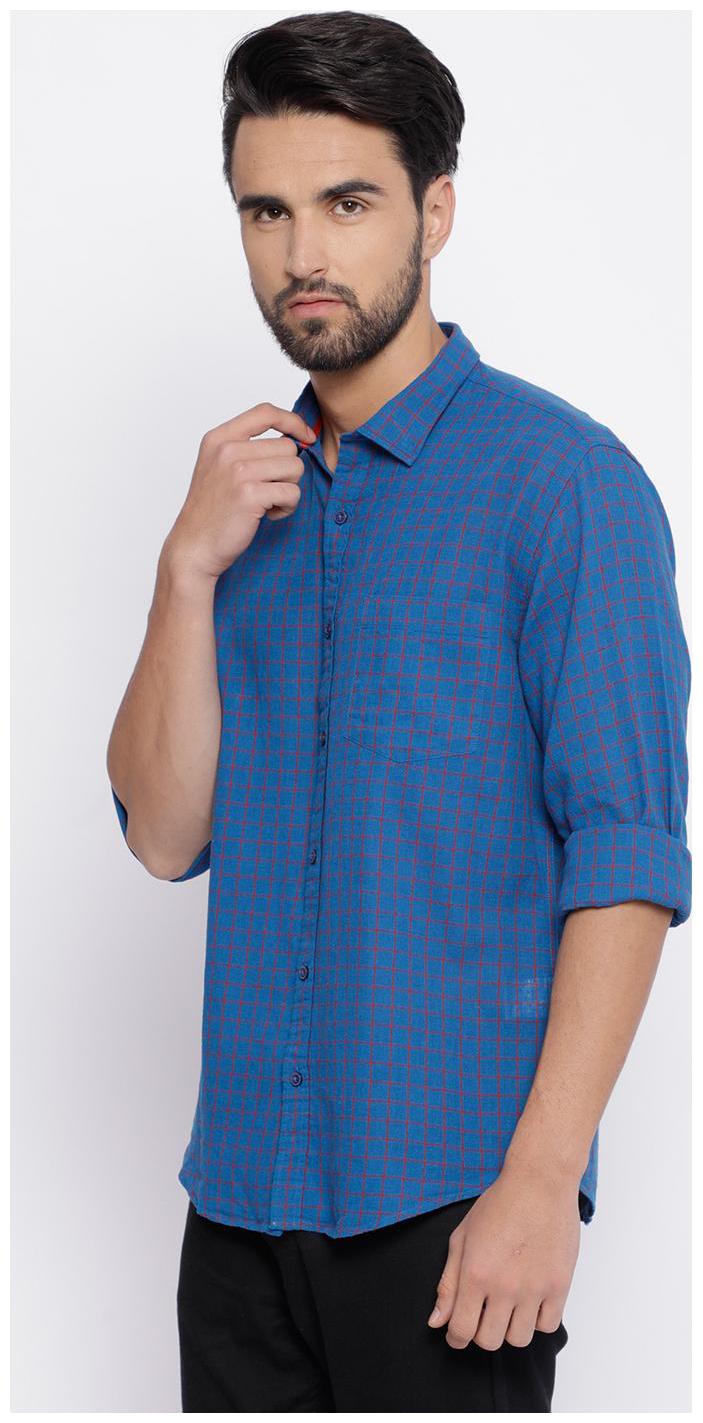 

Linen Club Men Blue Checked Regular Fit Casual Shirt