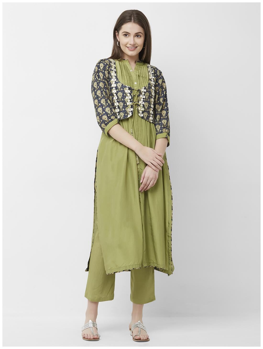 

CELEBRATION Women s Green Chanderi Silk Kurta-Pant Set