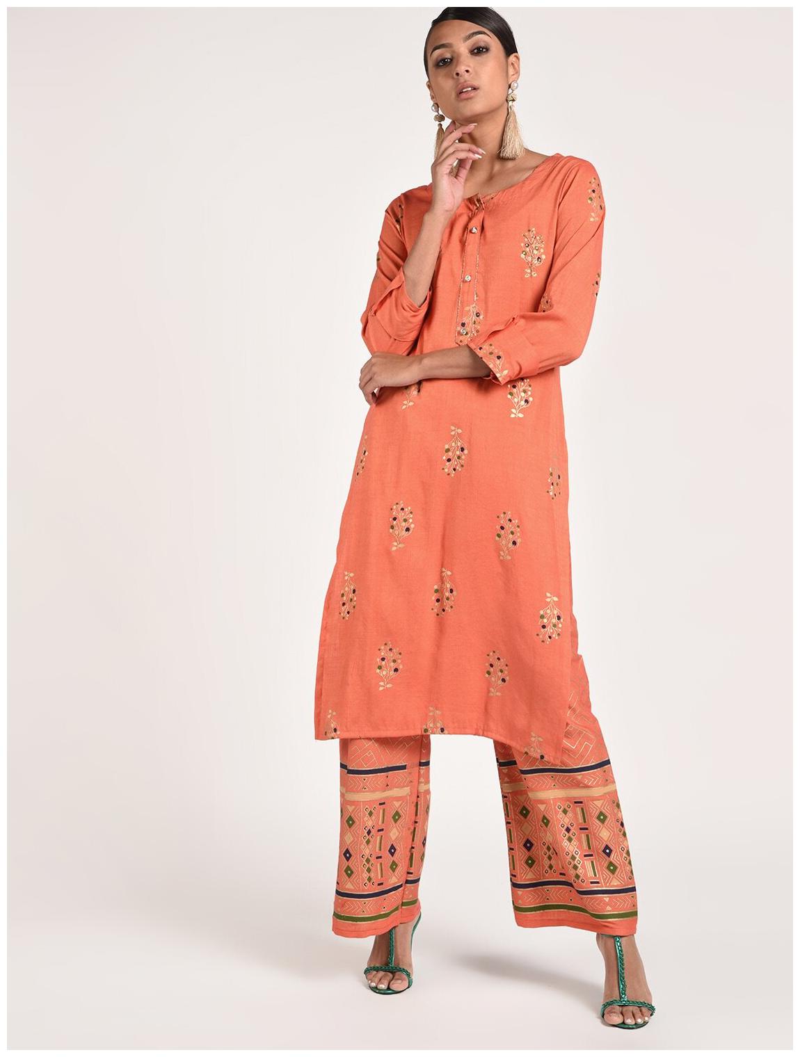 

Cheera Women Peach Floral Straight Kurta