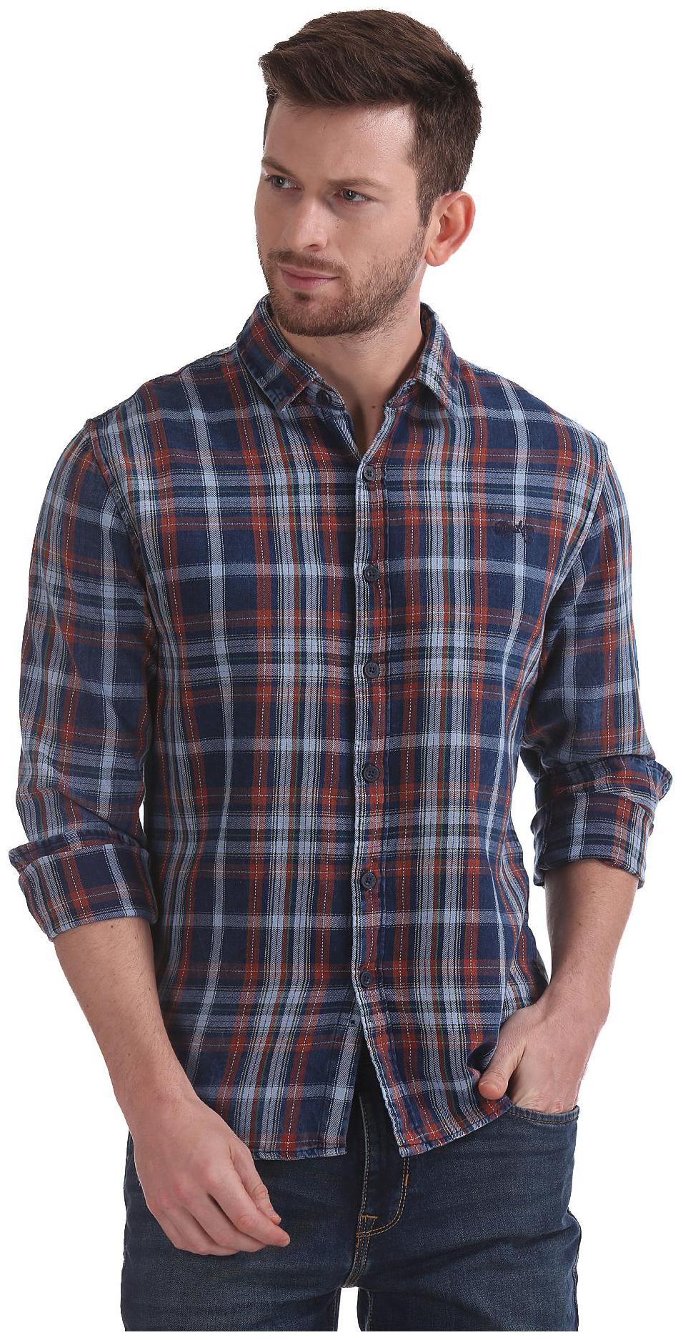 

CHEROKEE Men Blue Checked Regular Fit Casual Shirt