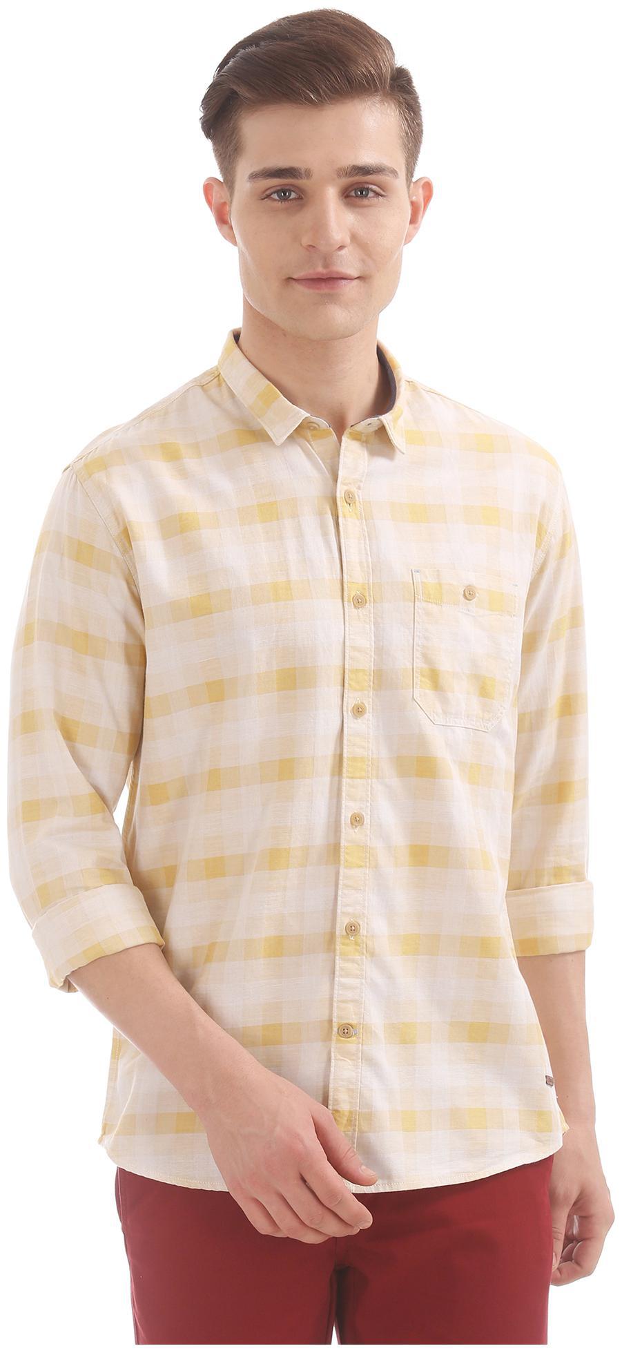 

CHEROKEE Men Yellow Checked Regular Fit Casual Shirt
