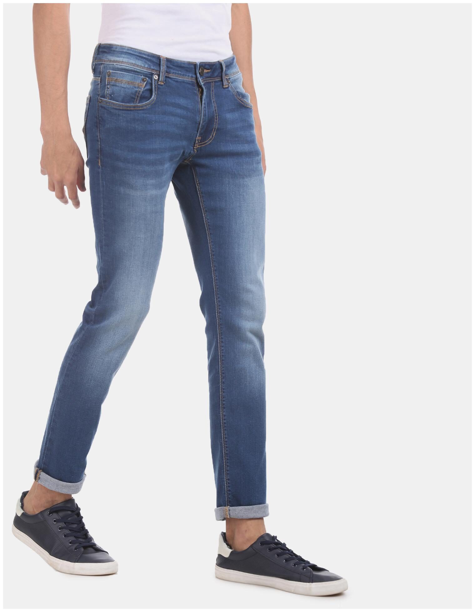 

CHEROKEE Men Blue Slim Fit Jeans