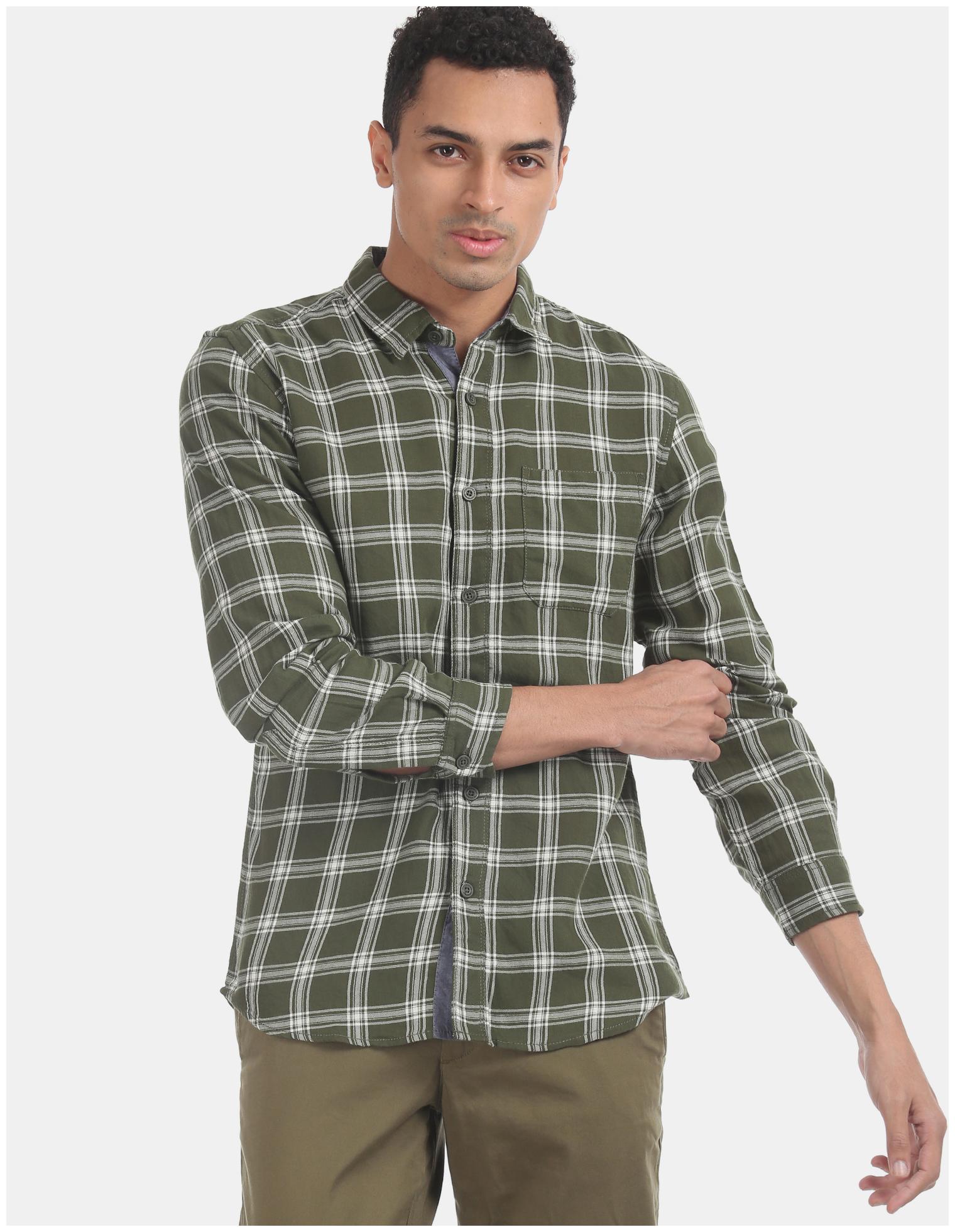 

CHEROKEE Men Green Checked Regular Fit Casual Shirt