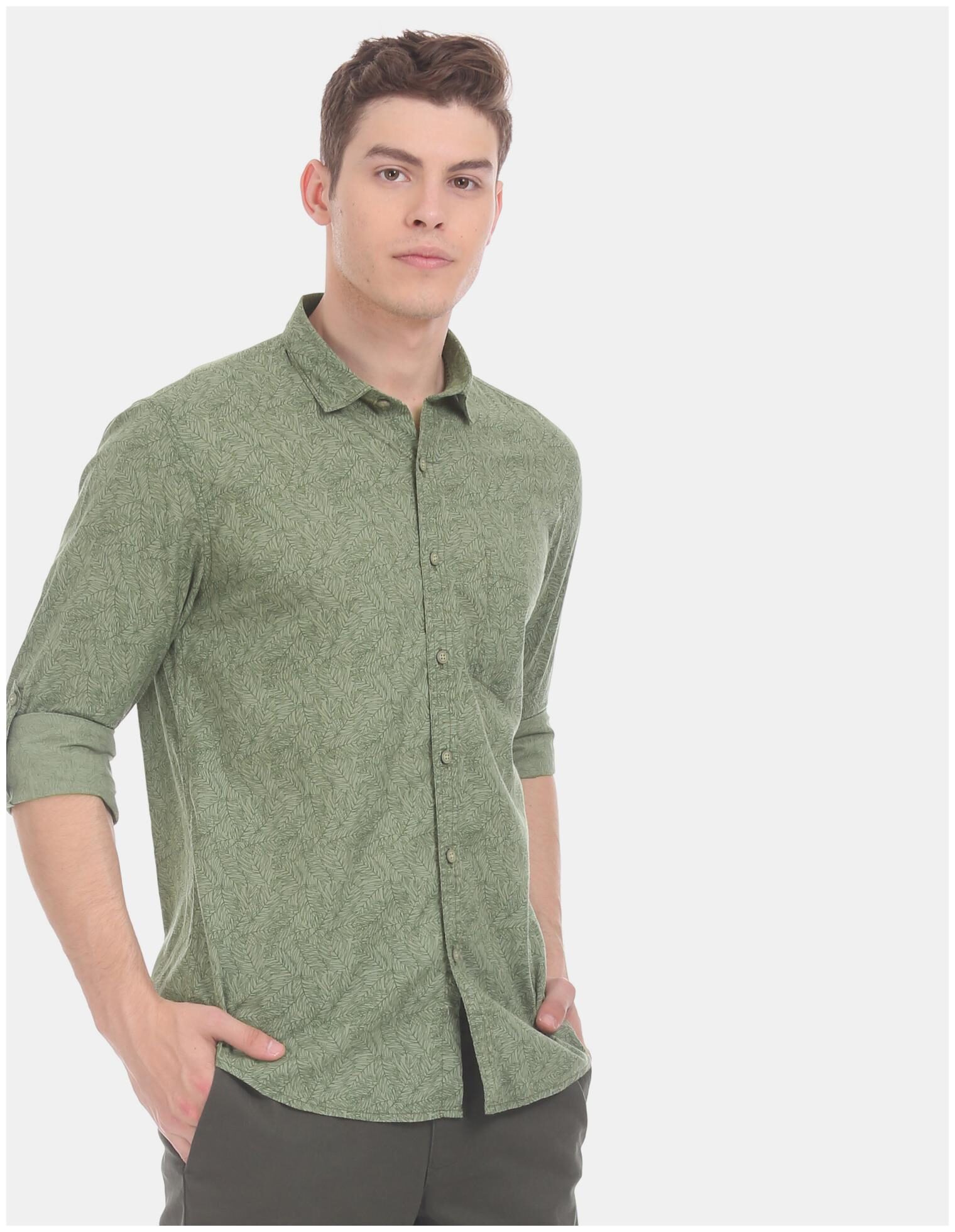 

CHEROKEE Men Green Printed Regular Fit Casual Shirt