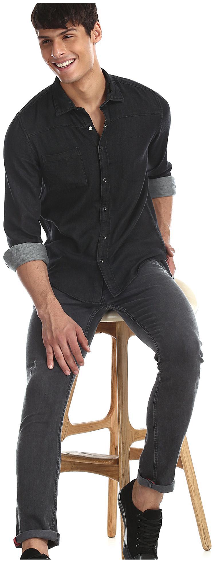 

CHEROKEE Men Black Solid Regular Fit Casual Shirt