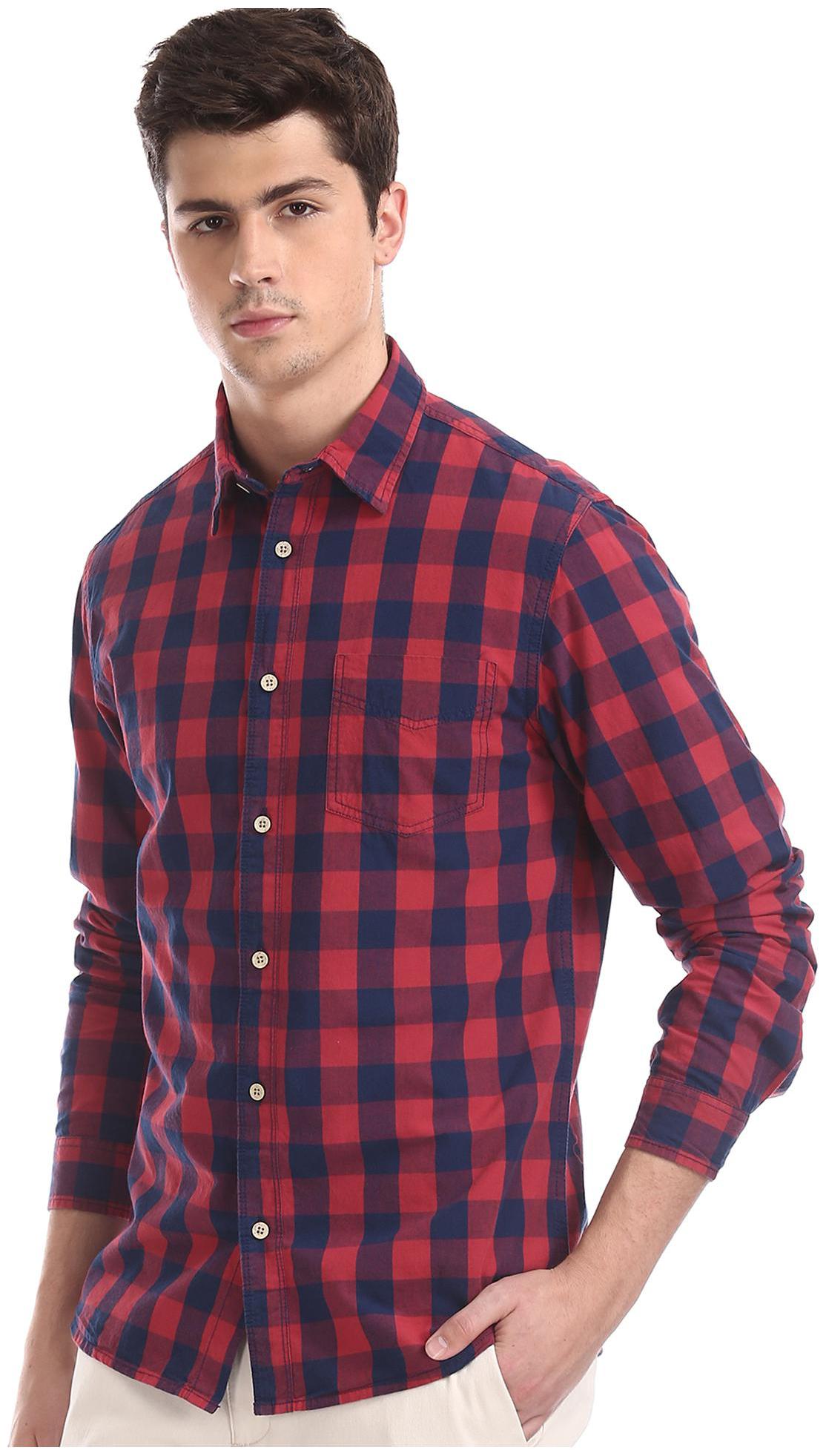 

CHEROKEE Men Red Checked Regular Fit Casual Shirt