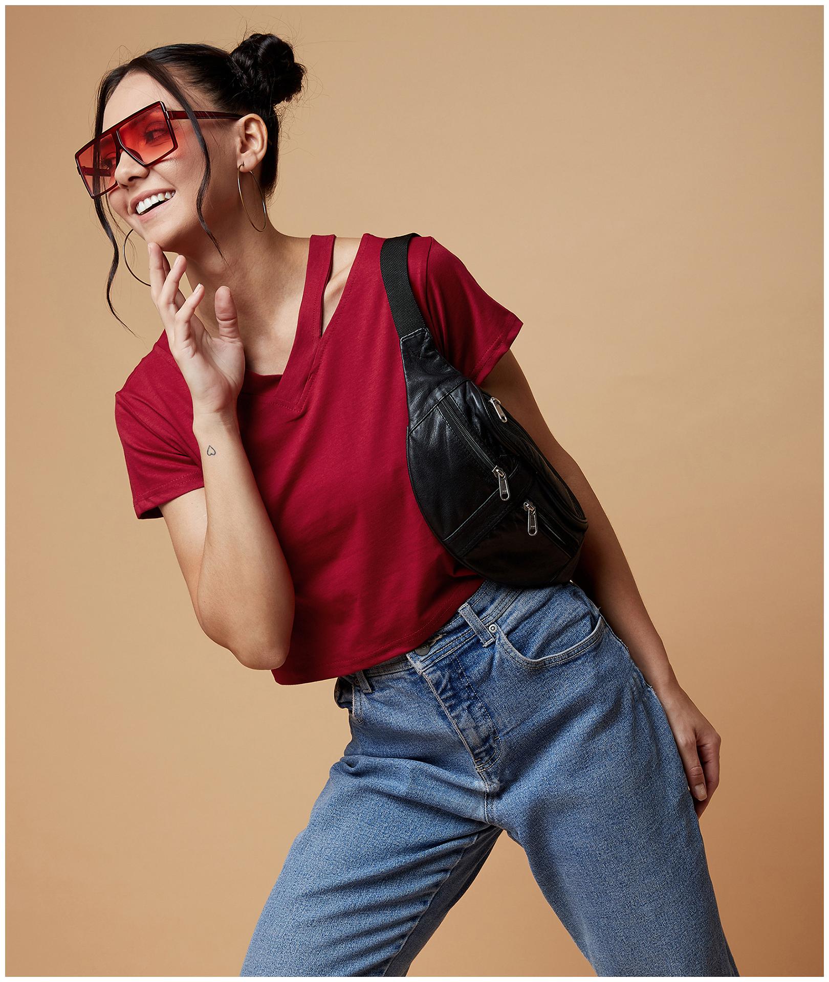 

Chimpaaanzee Women Cotton Solid Maroon Top