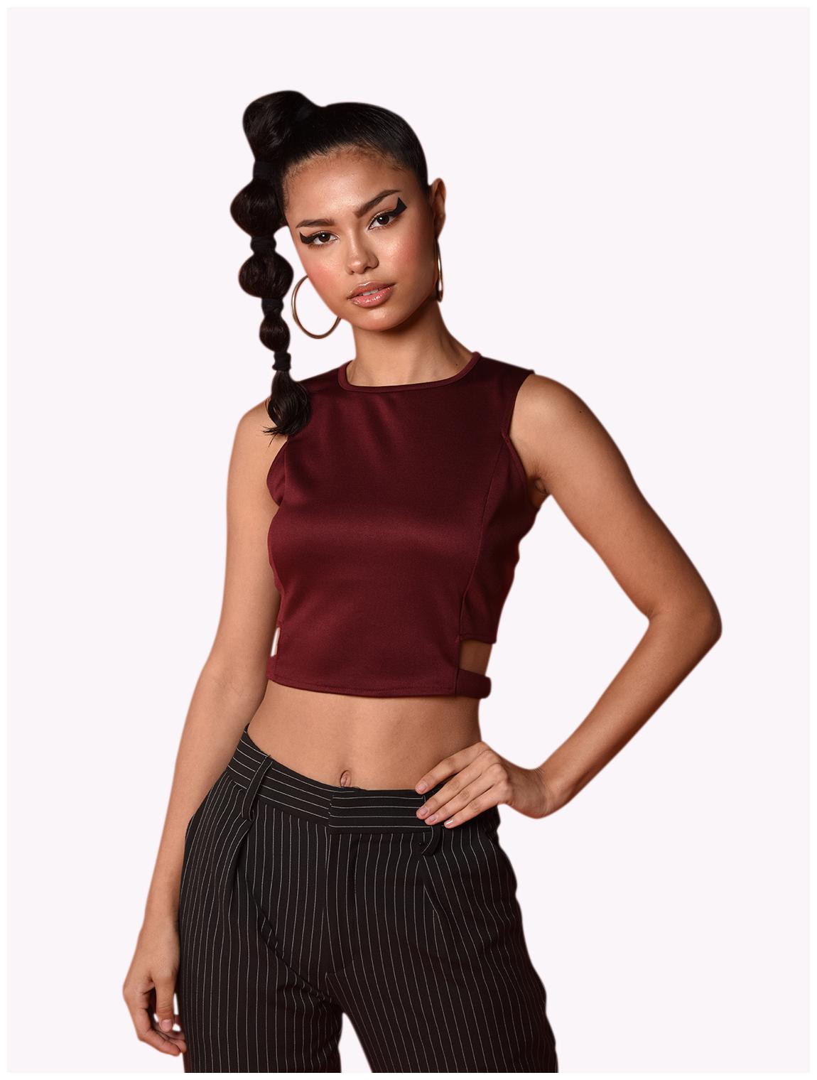 

Chimpaaanzee Women Solid Regular top - Maroon