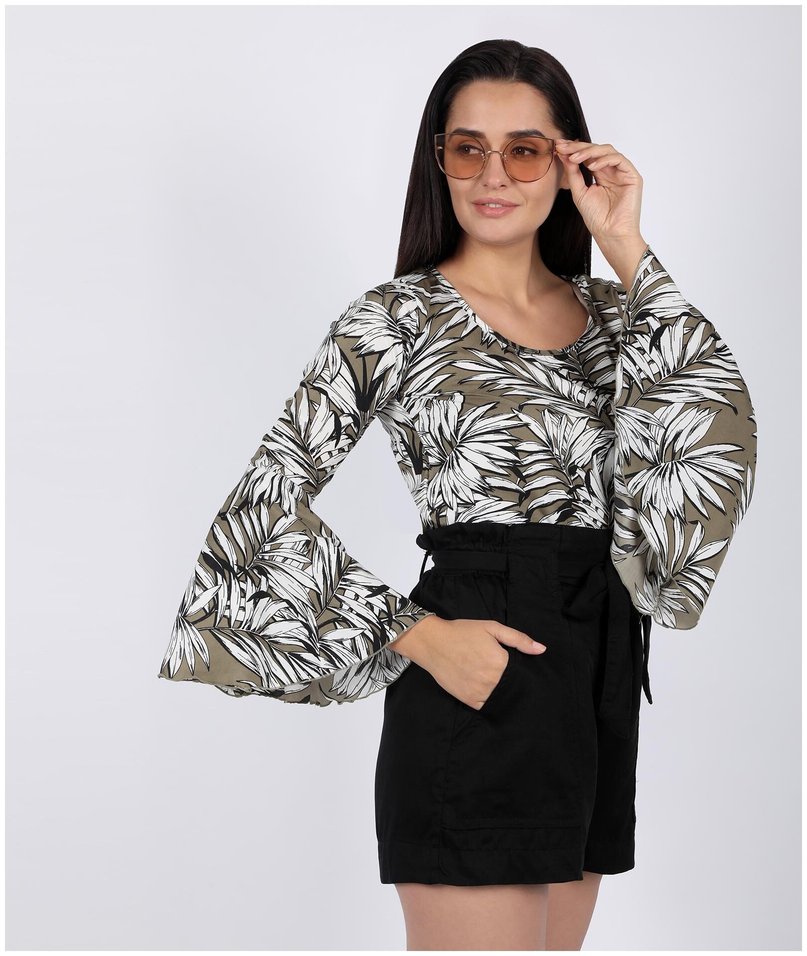 

Chimpaaanzee Women Floral Regular top - Green