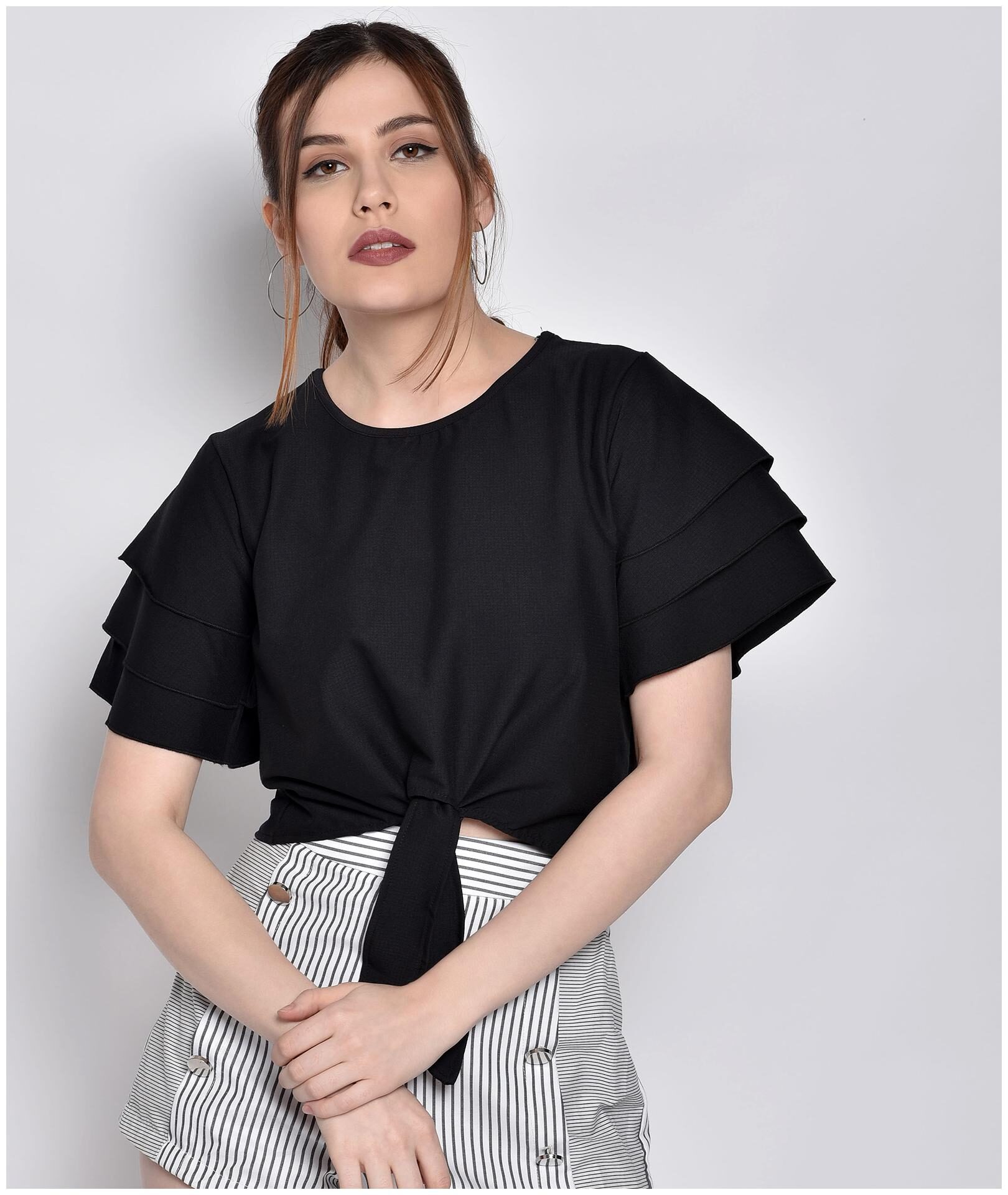 

Chimpaaanzee Women Solid Regular top - Black