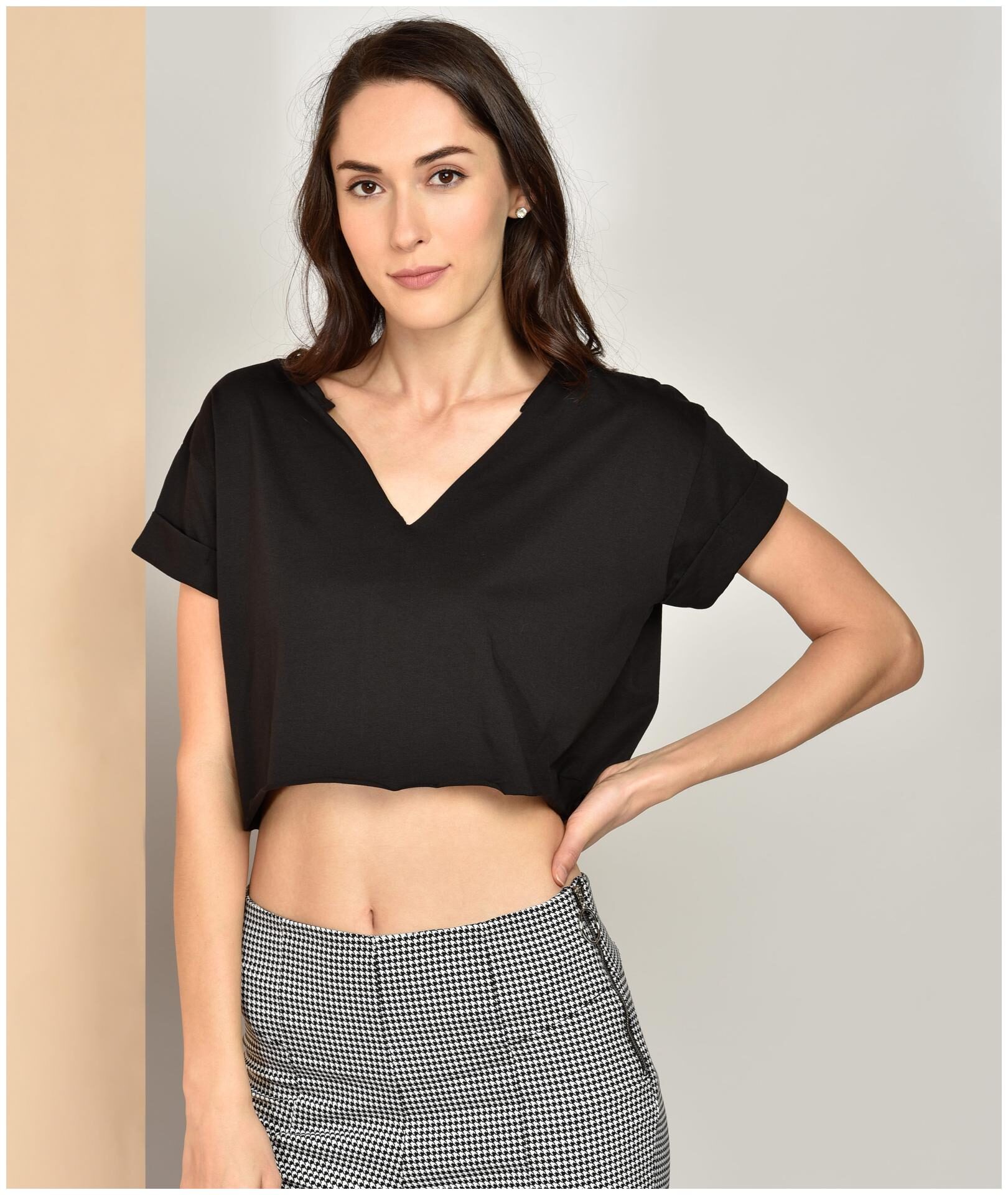 

Chimpaaanzee Women Black Cotton Solid Top
