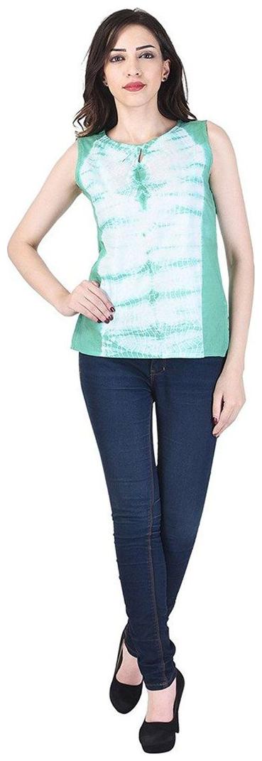 

CHINMAYA Women Geometric Regular top - Green